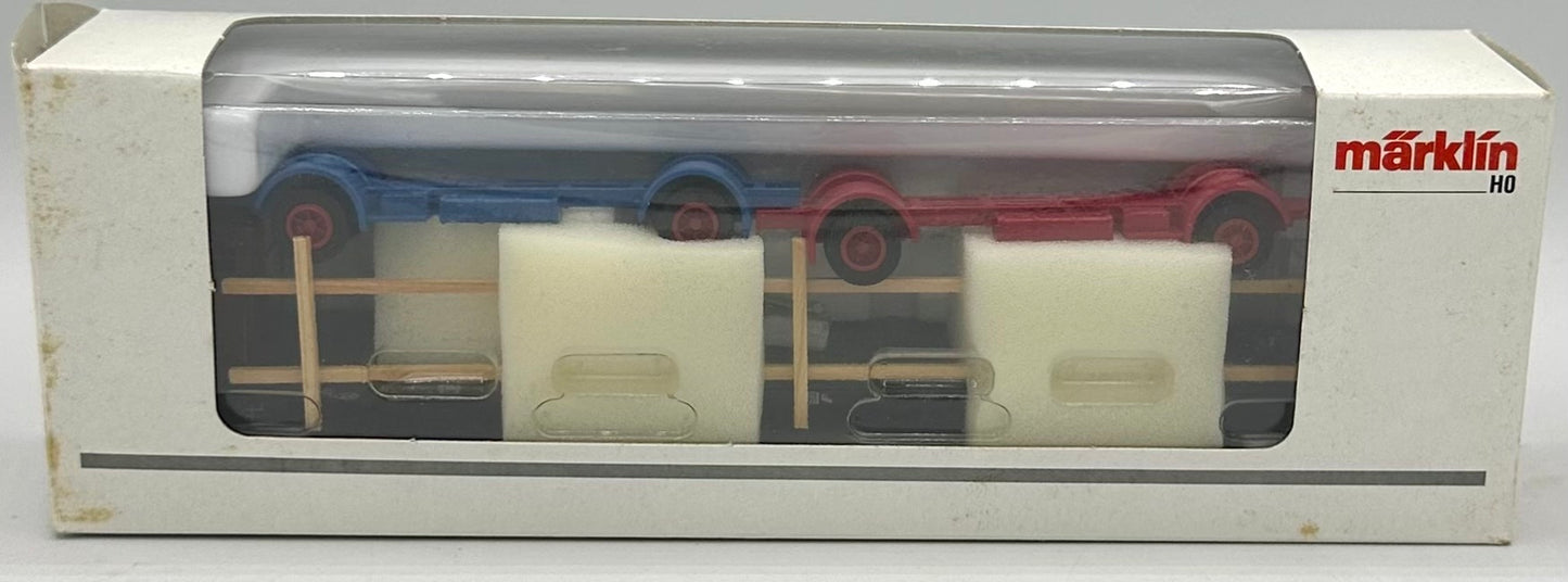 Marklin 00691-5 Very Rare HO Scale DB Flat Stake car with Truck Chassis Load