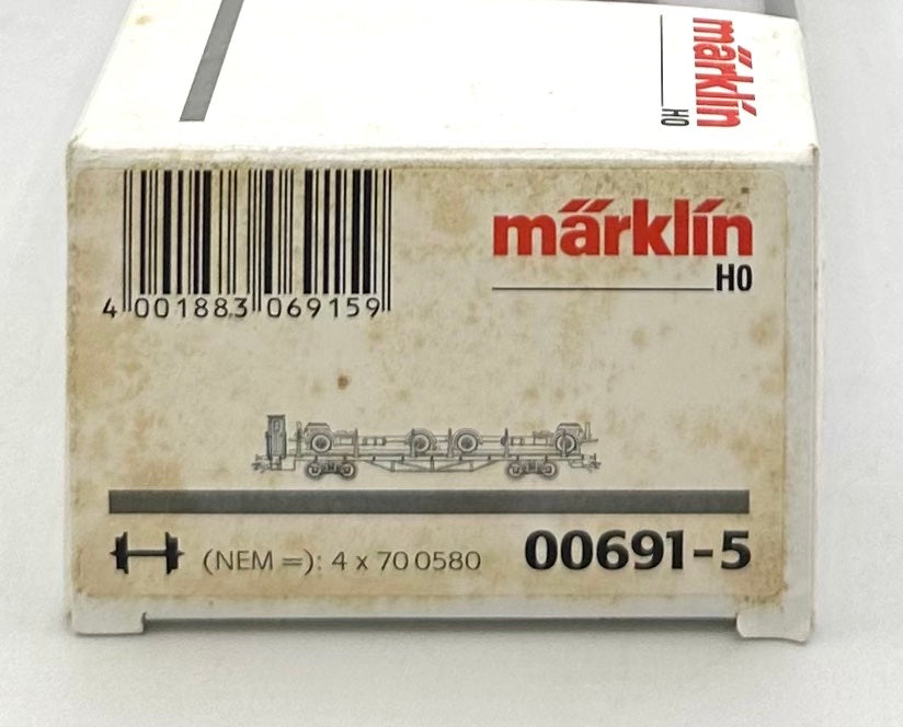Marklin 00691-5 Very Rare HO Scale DB Flat Stake car with Truck Chassis Load