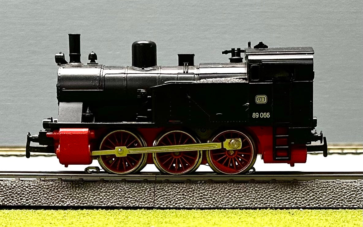 Marklin 3107 HO DB BR89 066 3-Rail Analog AC Steam Locomotive