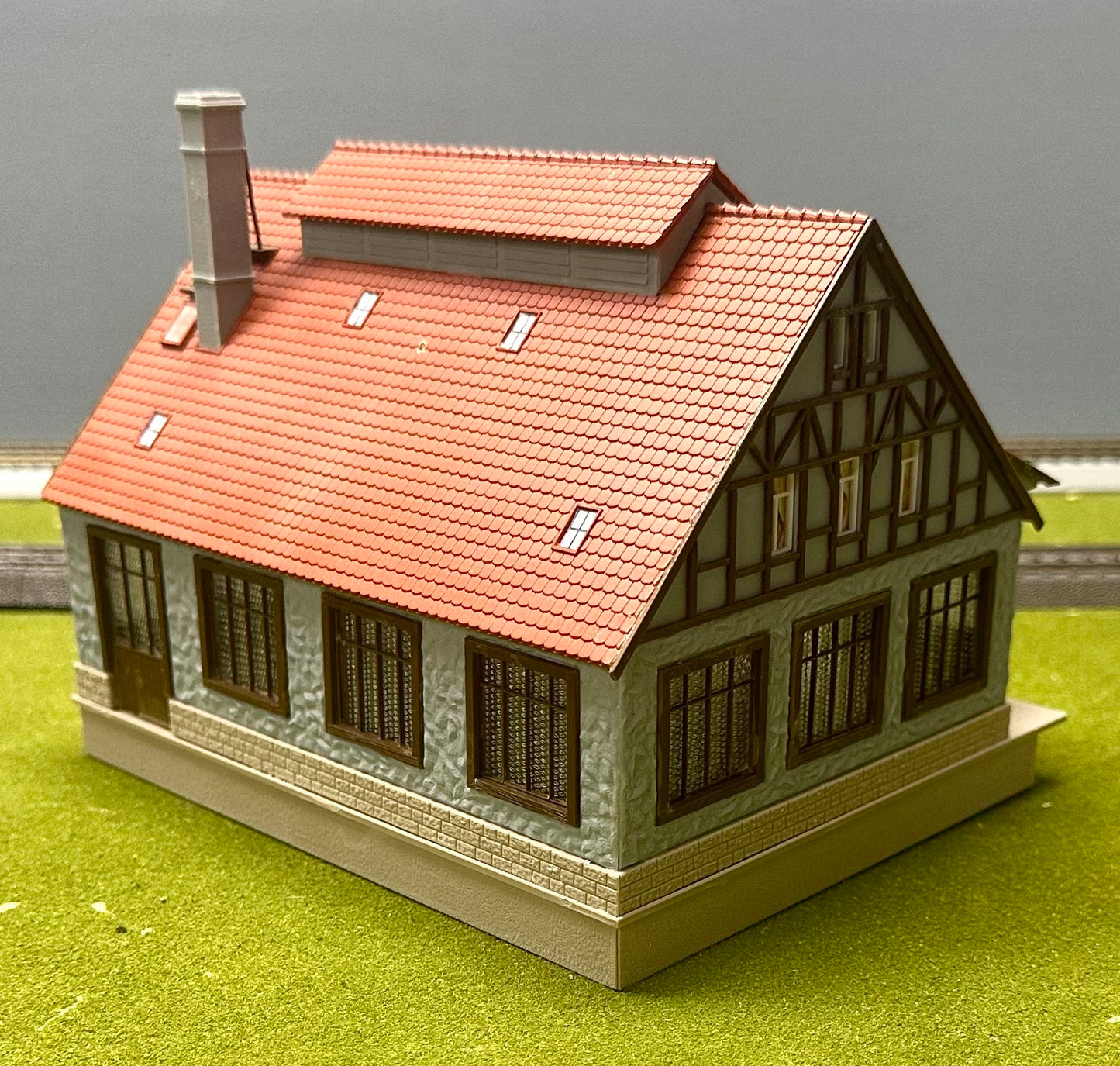 Vollmer 47545 HO Scale Half Timber Framed Freight Shed/Warehouse Fully Assembled