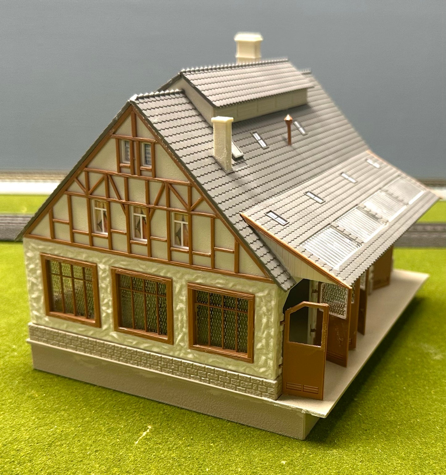 Vollmer 47545 HO Scale Half Timber Framed Freight Shed/Warehouse Fully Assembled