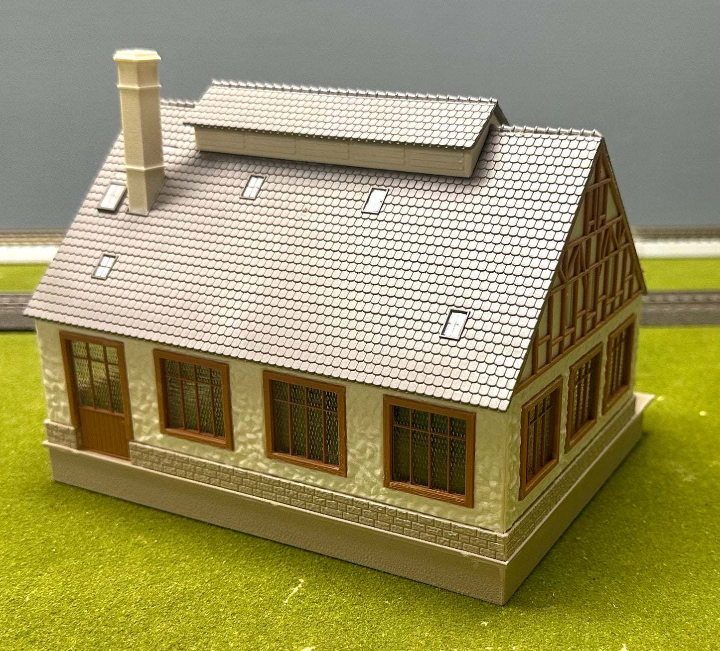 Vollmer 47545 HO Scale Half Timber Framed Freight Shed/Warehouse Fully Assembled
