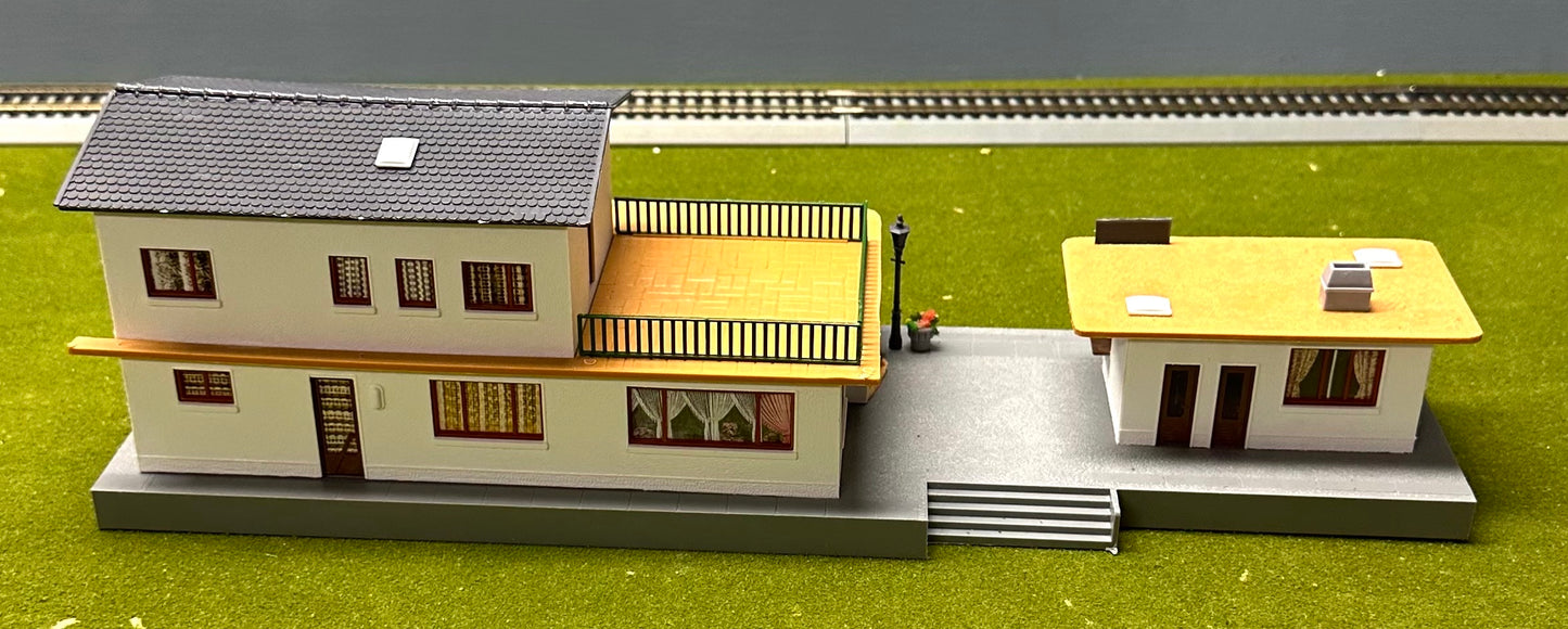 Pola HO Scale  Bellerive Railway Station Fully assembled