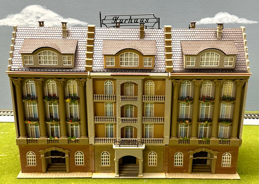 Vollmer 3776/23799 HO Scale Kurhaus Grand Hotel Fully Assembled