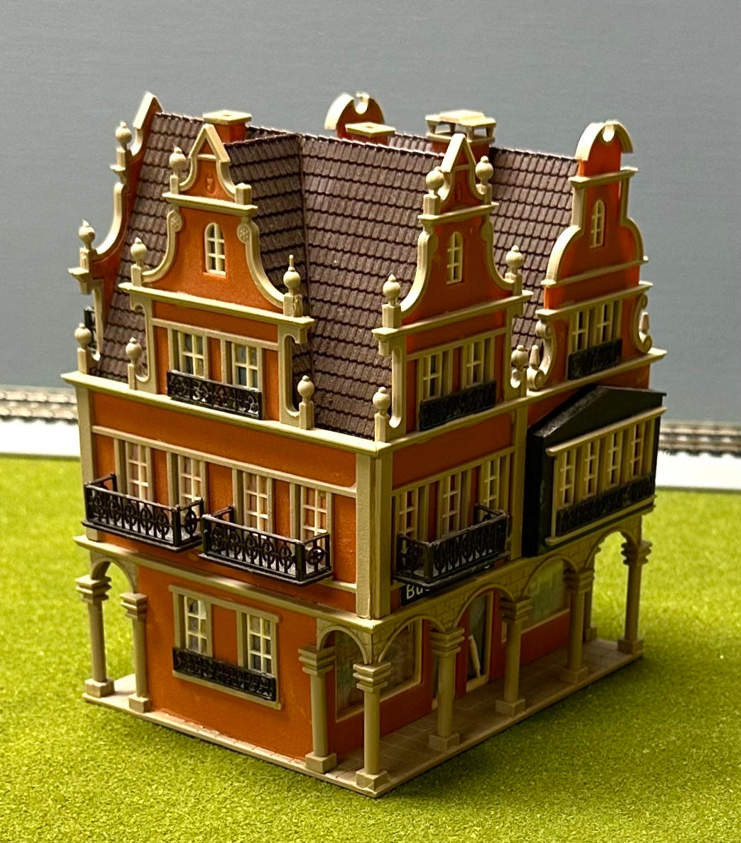 Vollmer 43842 HO Scale Book Store/Wine Tavern(Weinstuben) Fully Assembled