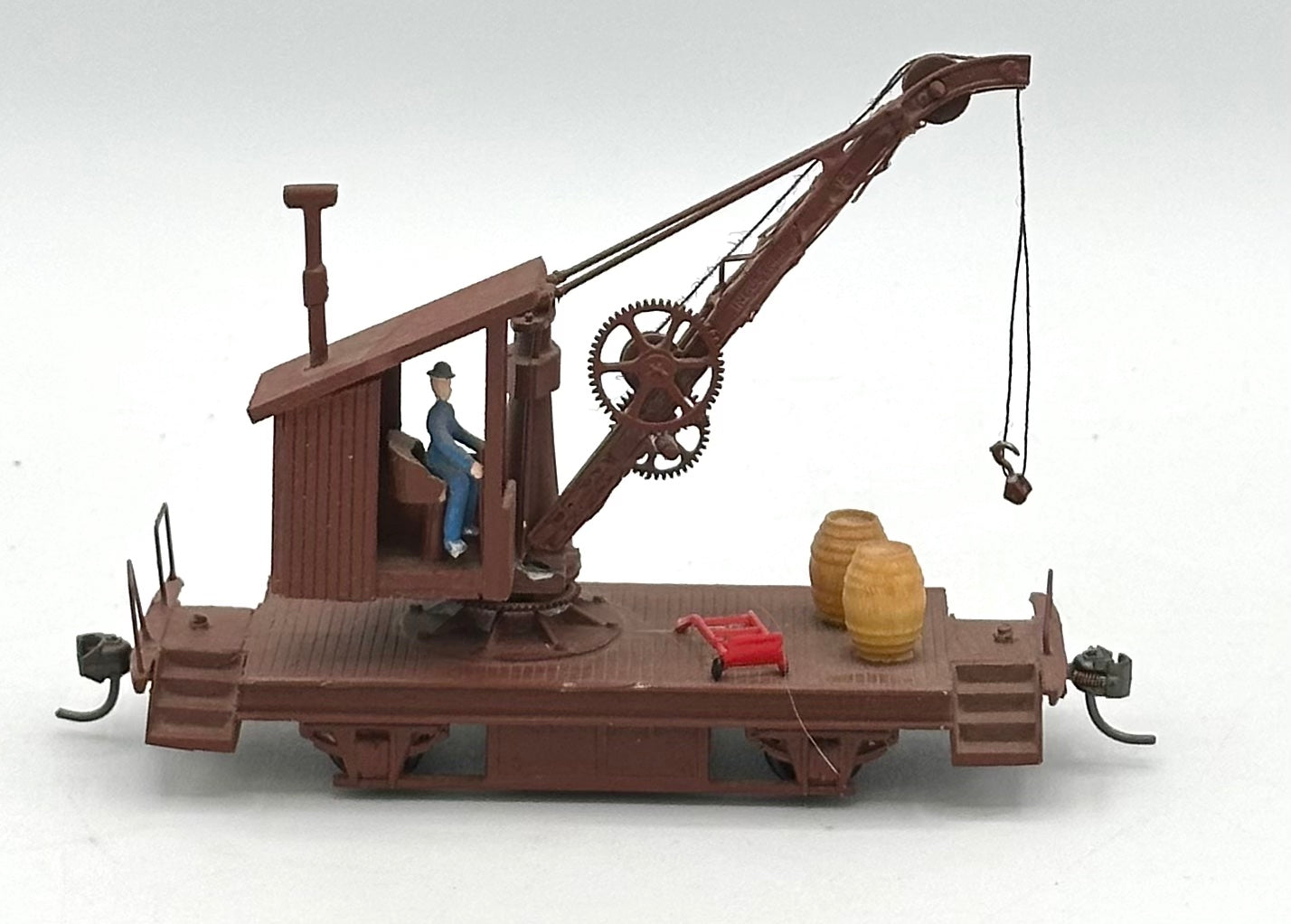 HO Scale Vintage All Metal Custom Built/Painted Breakdown Crane, Rotating Cab/Jib