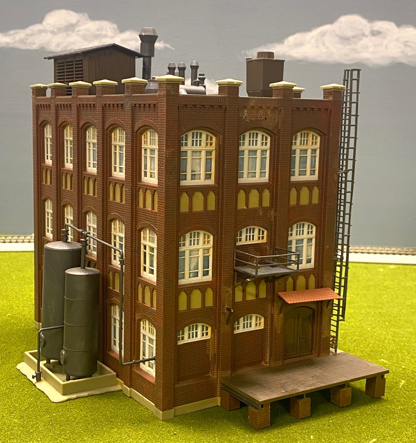 Kibri HO Scale 39814 Factory Complex Fully Assembled