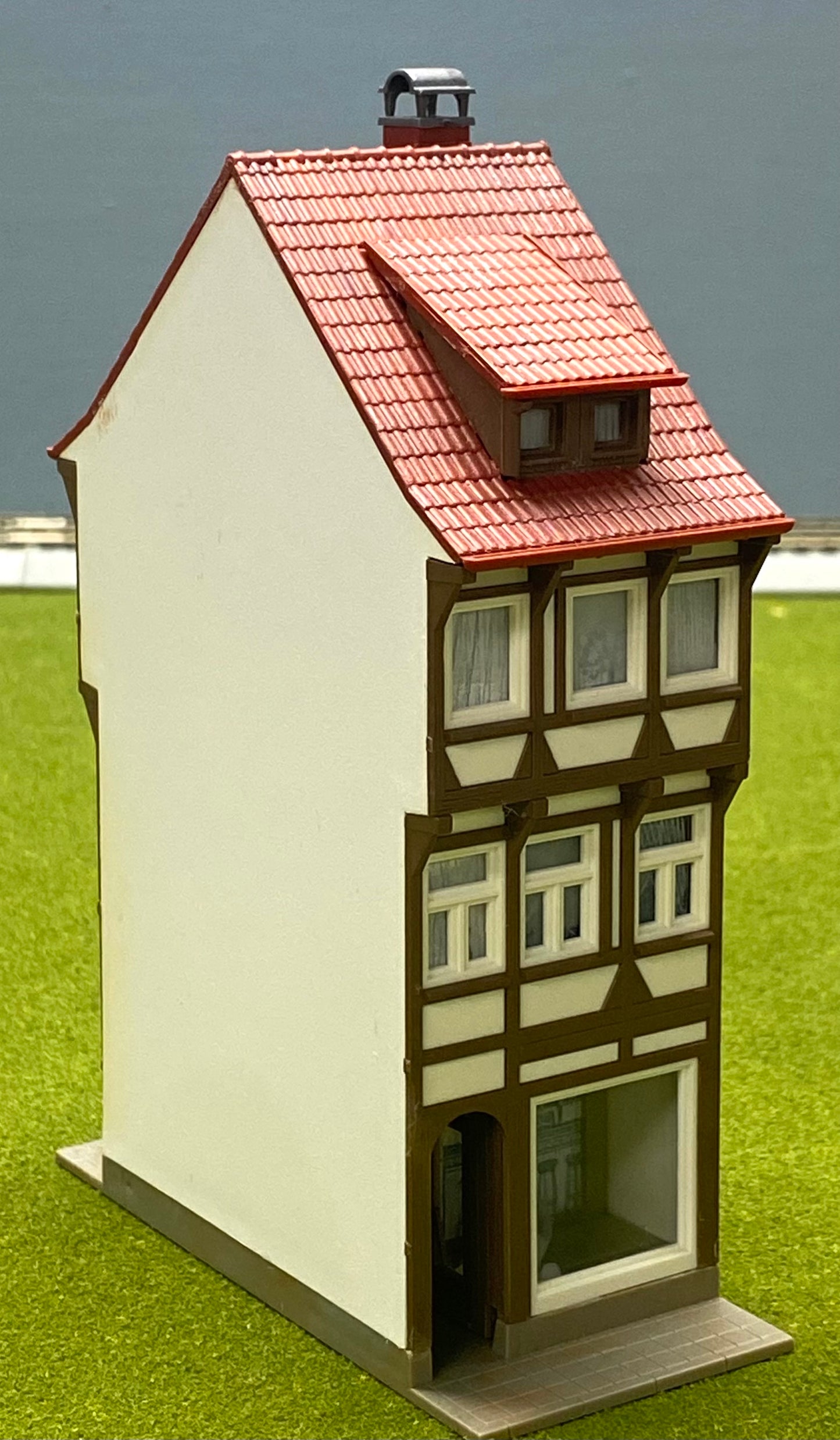 Faller HO Scale 232169 Half Timber Framed House With Bar Fully Assembled
