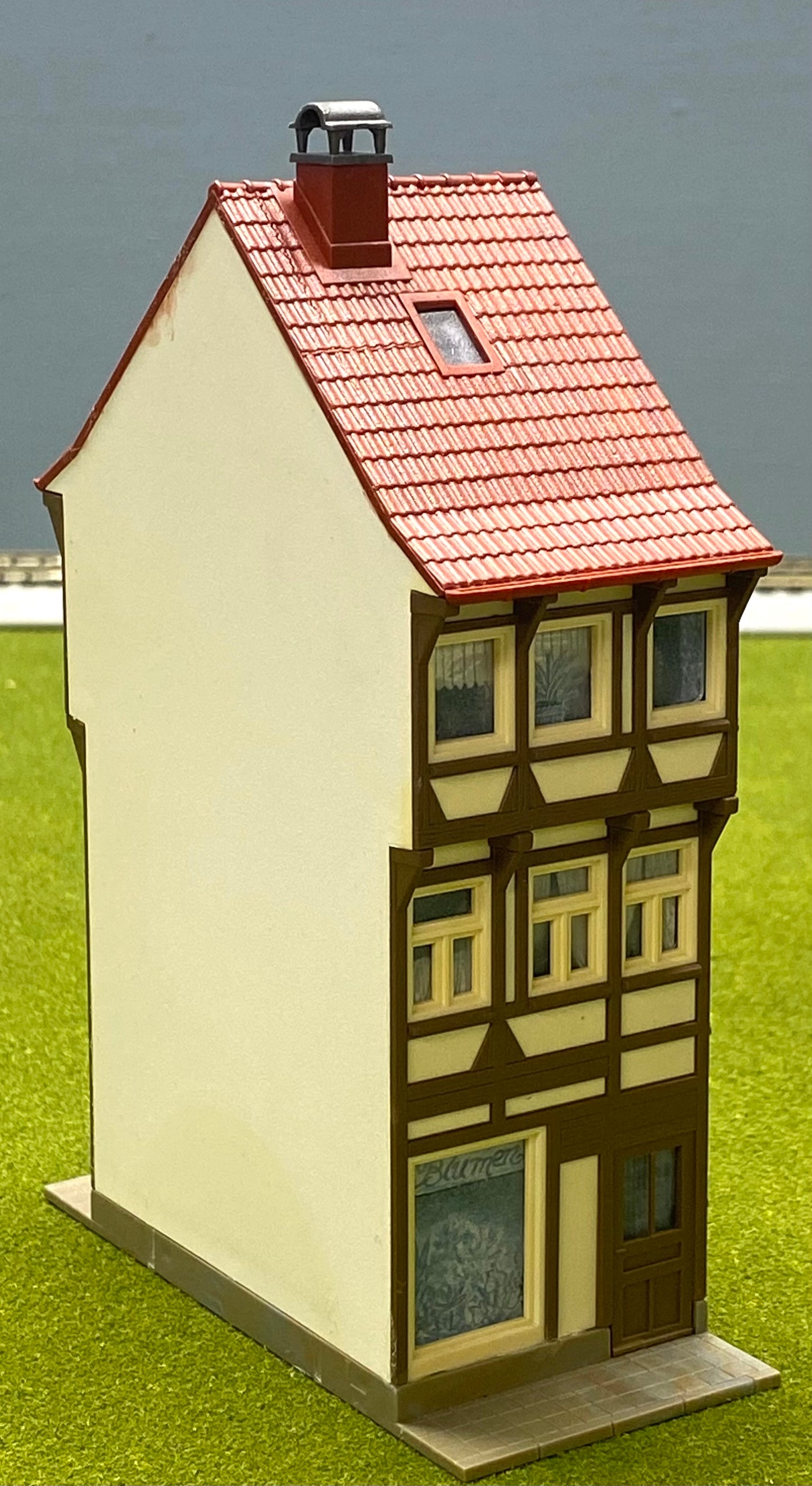Faller HO Scale 232169 Half Timber Framed House With Bar Fully Assembled