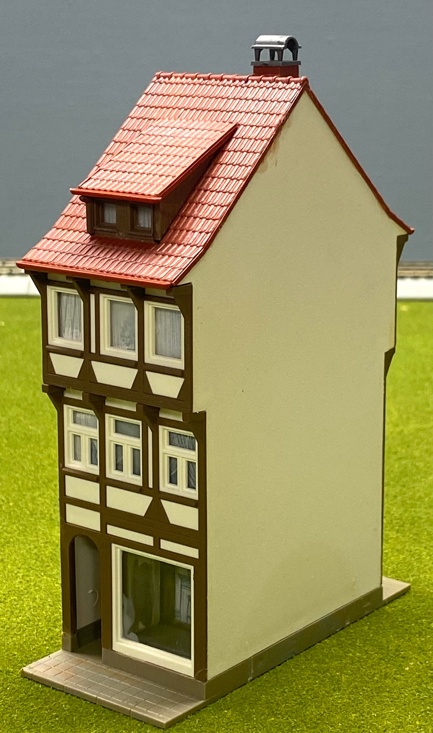 Faller HO Scale 232169 Half Timber Framed House With Bar Fully Assembled