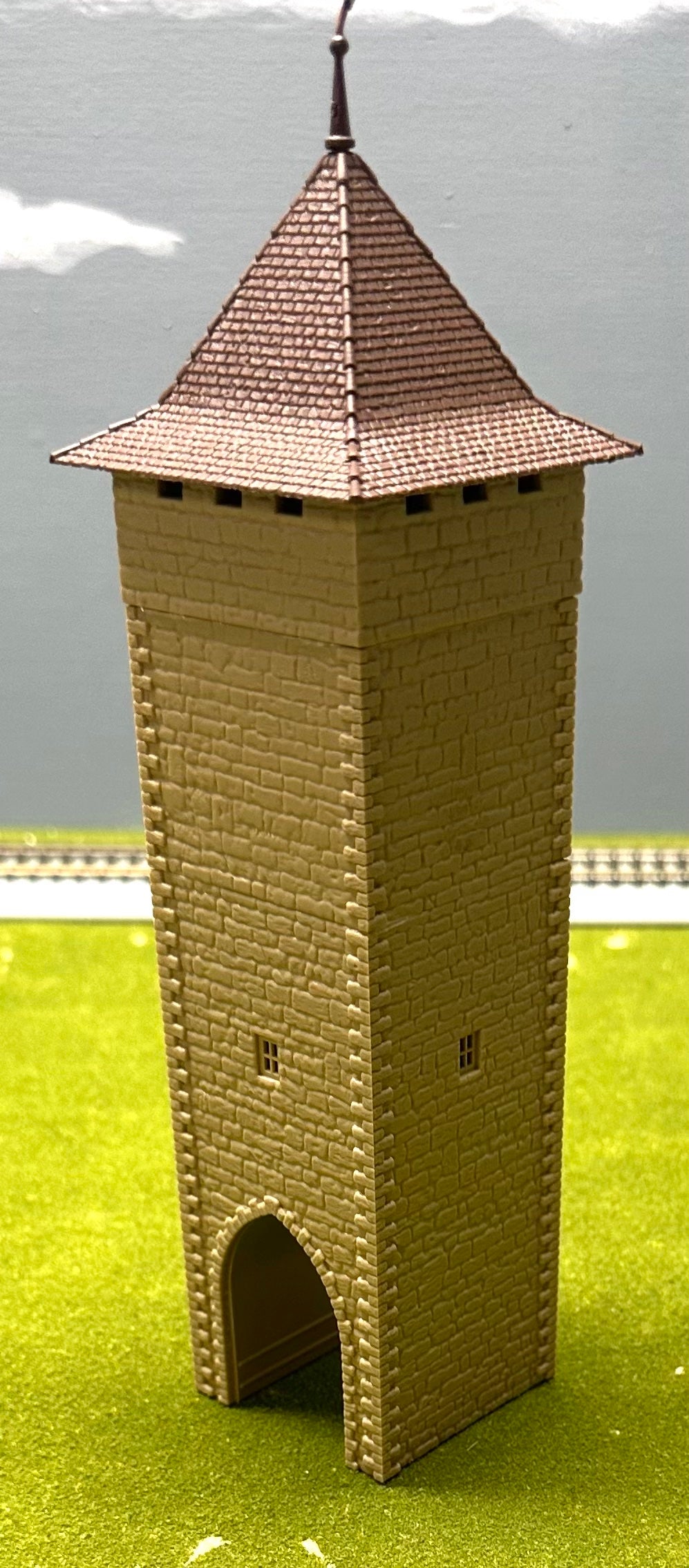 Vollmer 3901 HO Scale Burgtor Tower Gate Germany Fully Assembled 3pc