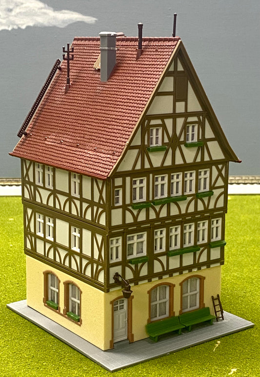 Kibri 38903 HO Scale Half Timbered House Miltenburg Germany  Fully Assembled