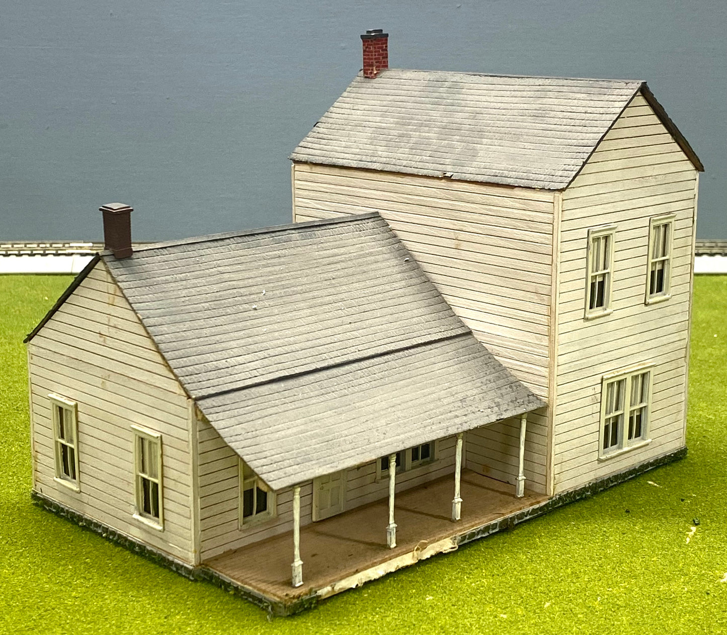 HO Scale Wooden Custom Built Painted/Weathered 1880's Style Farm House Fully Assembled