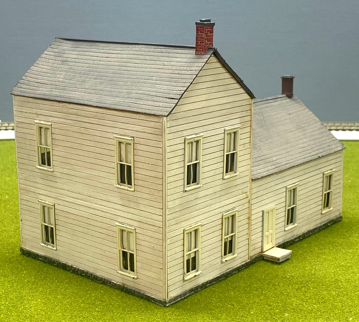 HO Scale Wooden Custom Built Painted/Weathered 1880's Style Farm House Fully Assembled