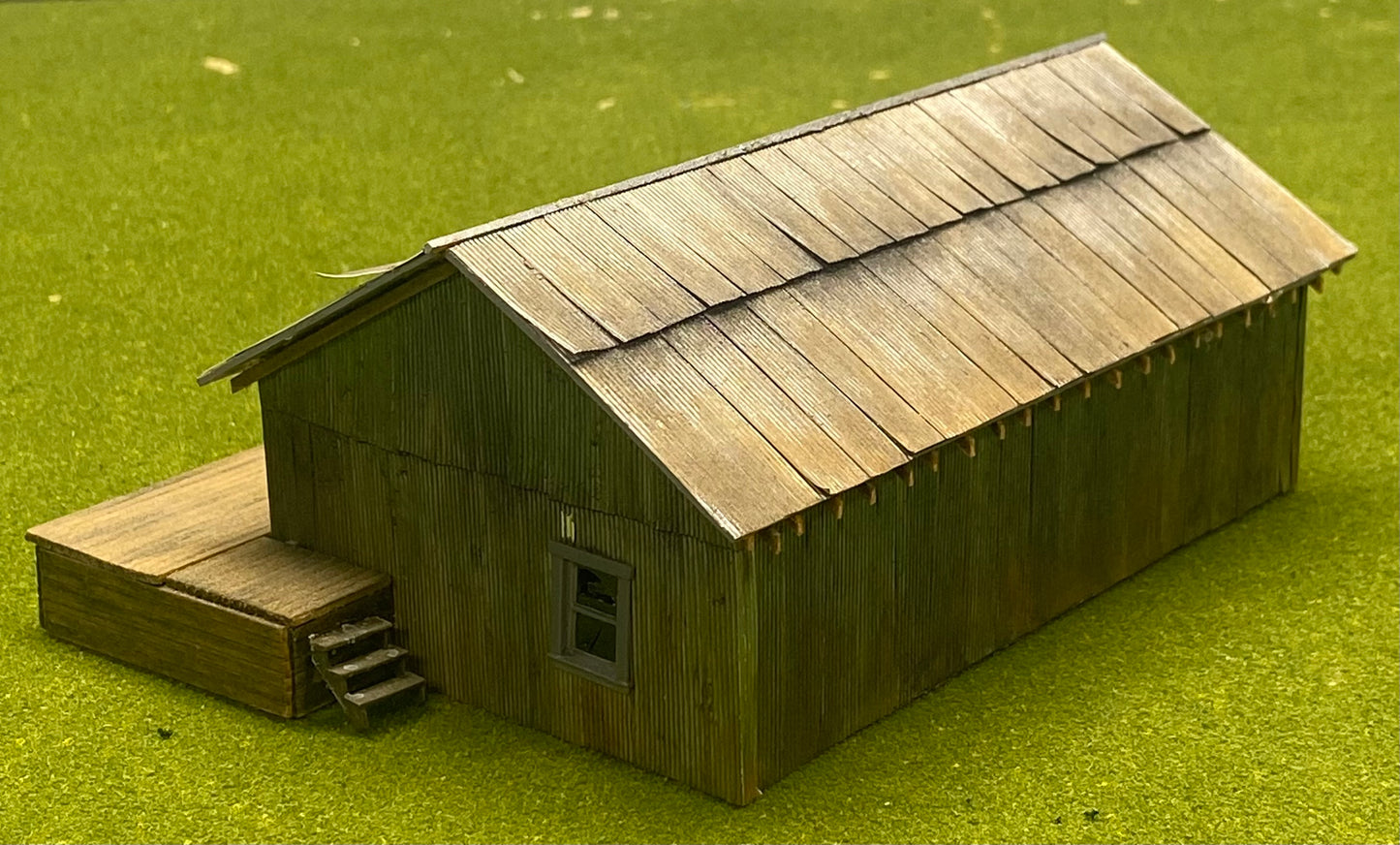 HO Scale Wood/Card Custom Built Painted/Weathered Warehouse Metal Roof