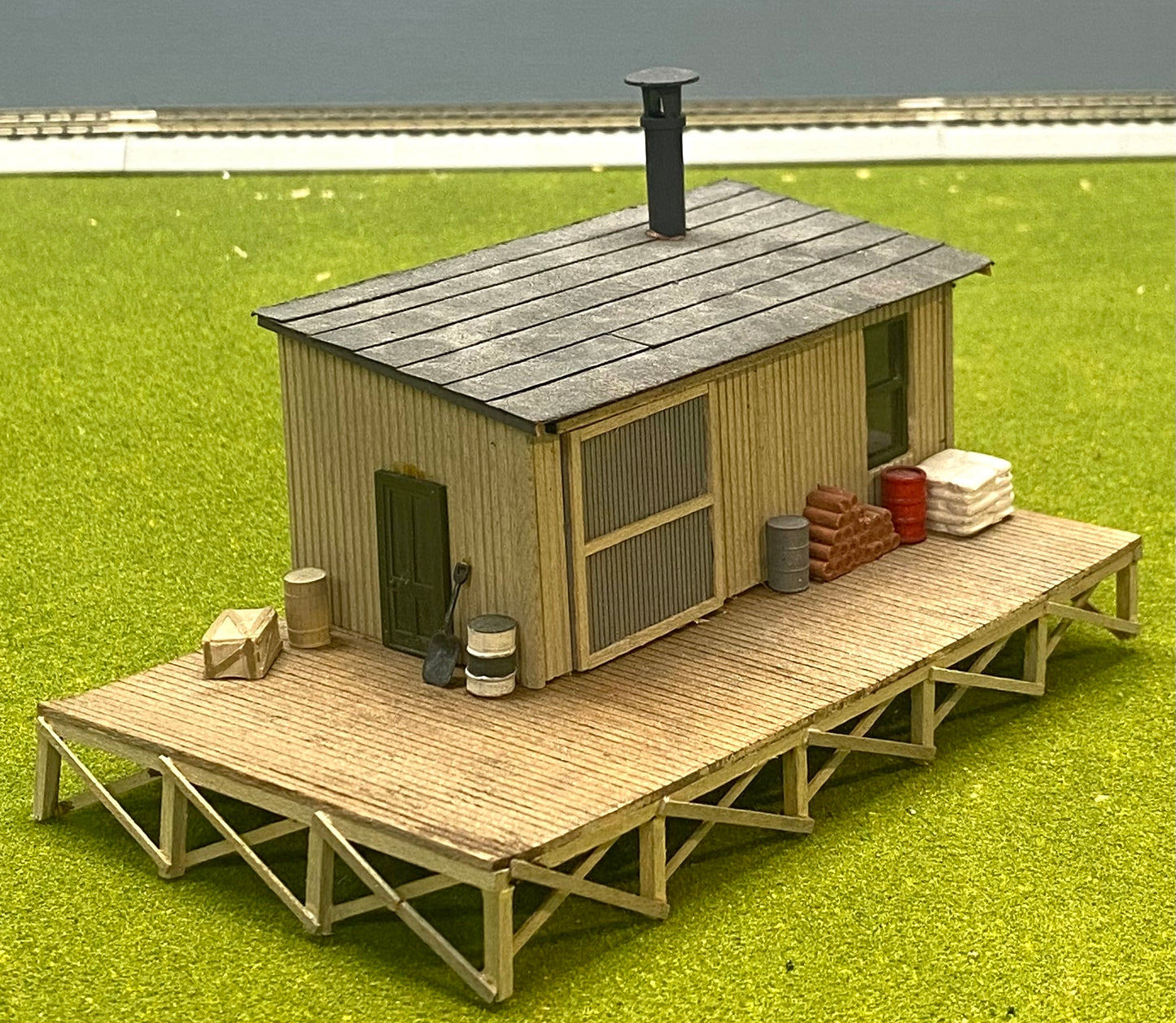 HO Scale Wood Custom Built Painted/Weathered Trackside Storage Shed Fully Assembled