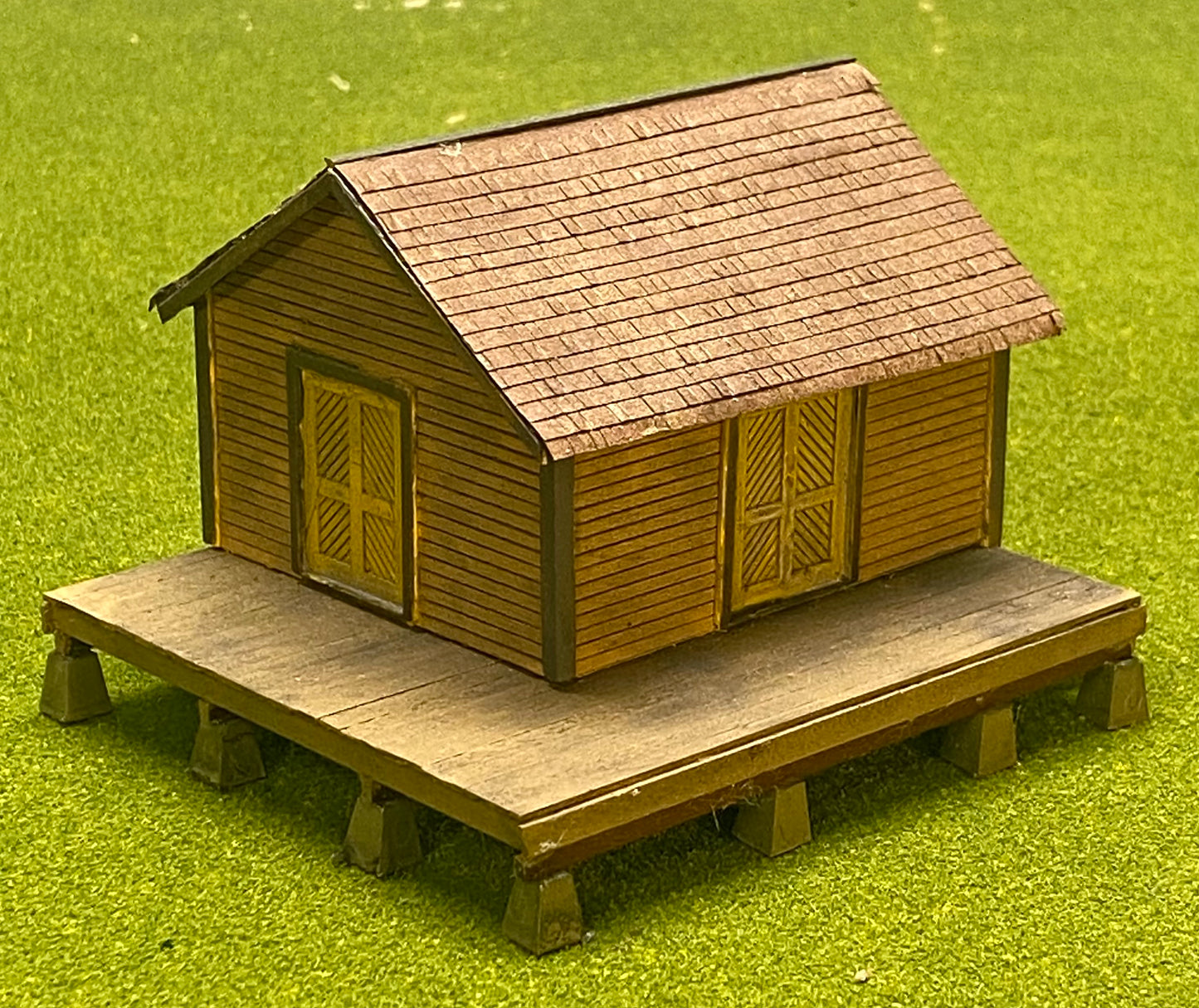 HO Scale Wood Custom Built Painted/Weathered Trackside Storage Shed