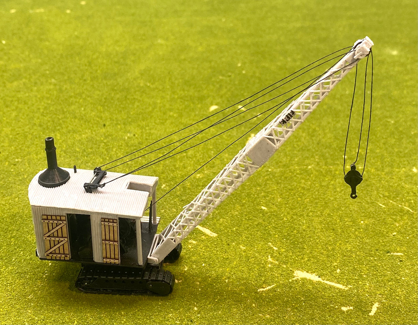 Walthers 360-304 HO Scale Erie B-2 Steam Crane Fully Assembled