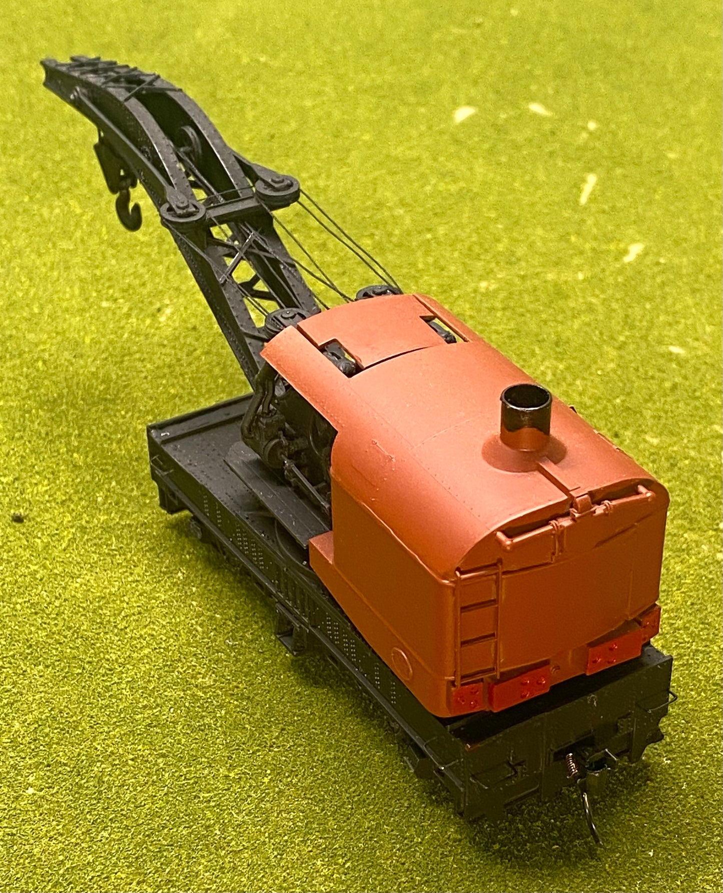 Tichy Train Group HO Scale Wrecking Crane, Fixed Cab/Jib Secured ready for Transportation.