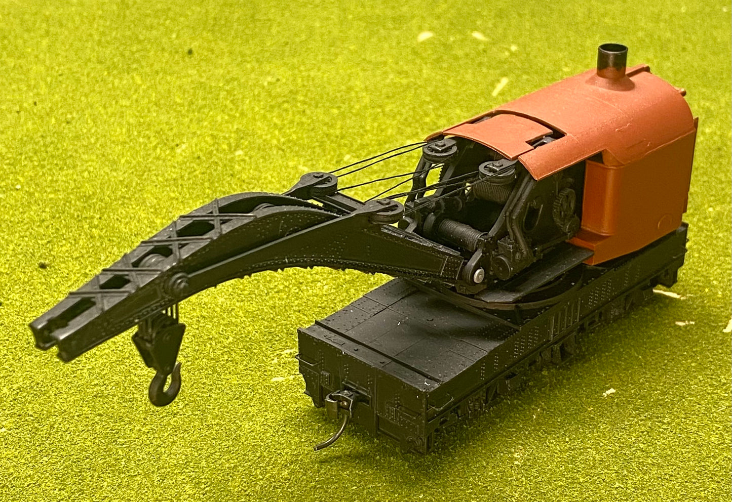 Tichy Train Group HO Scale Wrecking Crane, Fixed Cab/Jib Secured ready for Transportation.