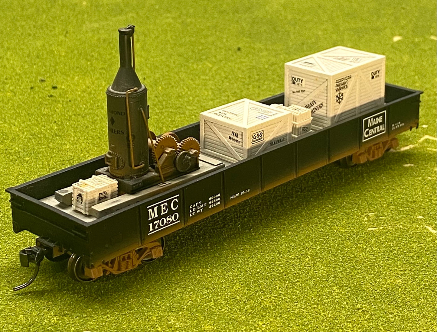 Rochester Model Rail VERY RARE HO Scale Weathered Maine Central Gondola + Load by Jack Matsik