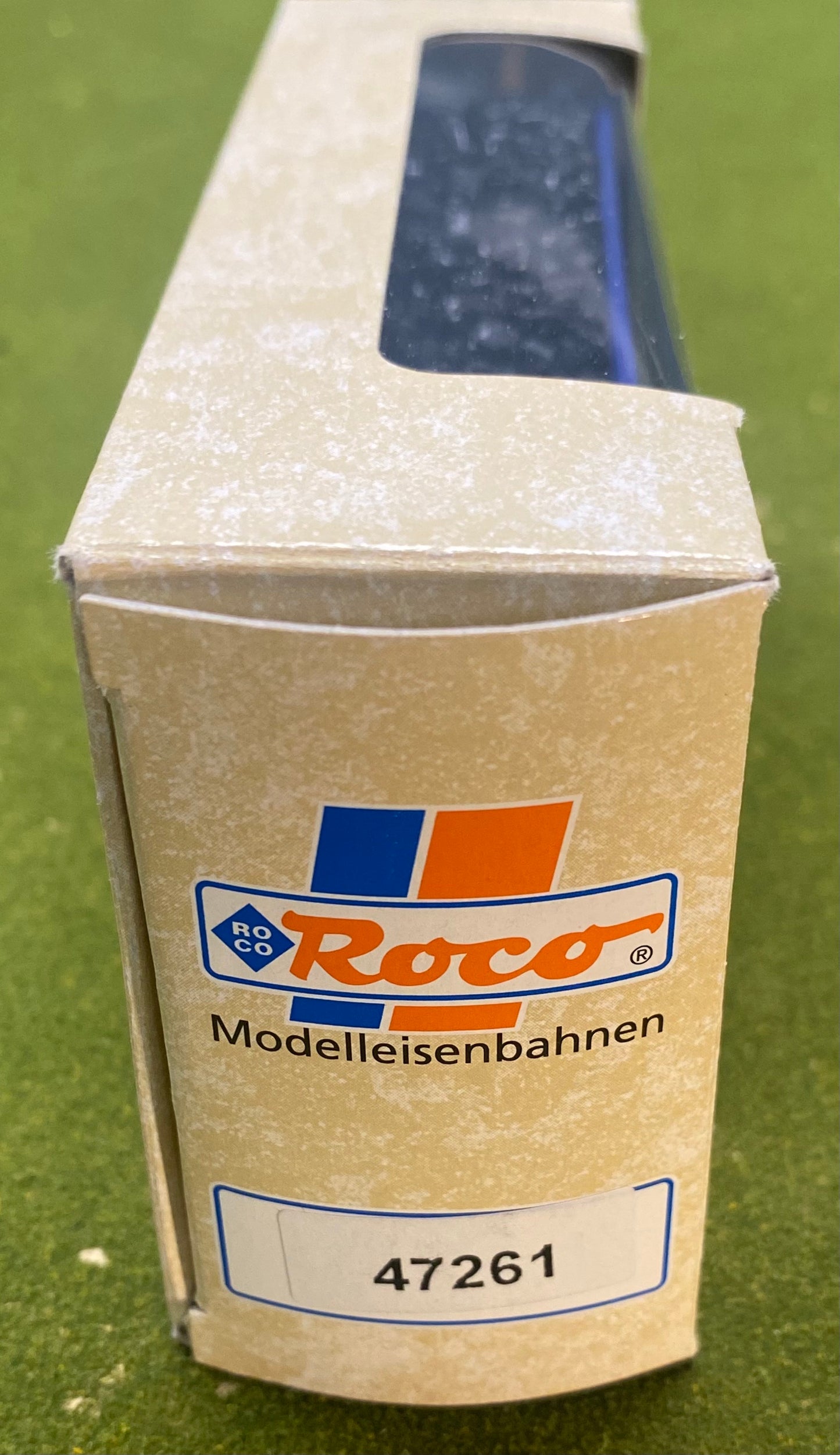 ROCO HO Scale 47261 Mozart Kugein Freight Hooper Car with Coal Load