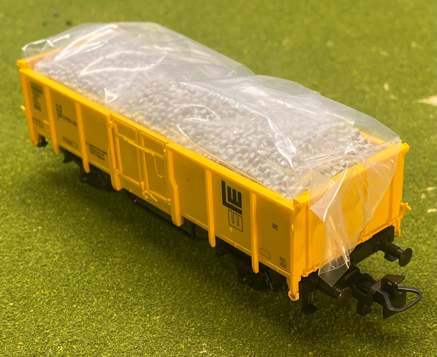Marklin 00754-04 HO Scale DB Open High Sided Gondola W/ Load #500 0 703-4