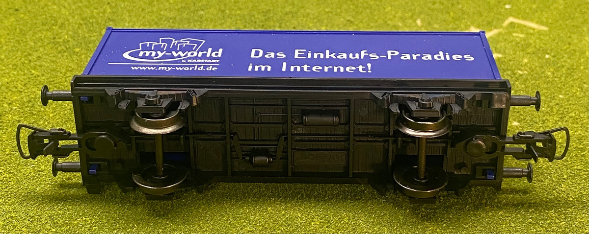 ROCO HO Scale "My-World" Box Car "Le Buffet"Series made For Karstadt Restaurants-Cafes