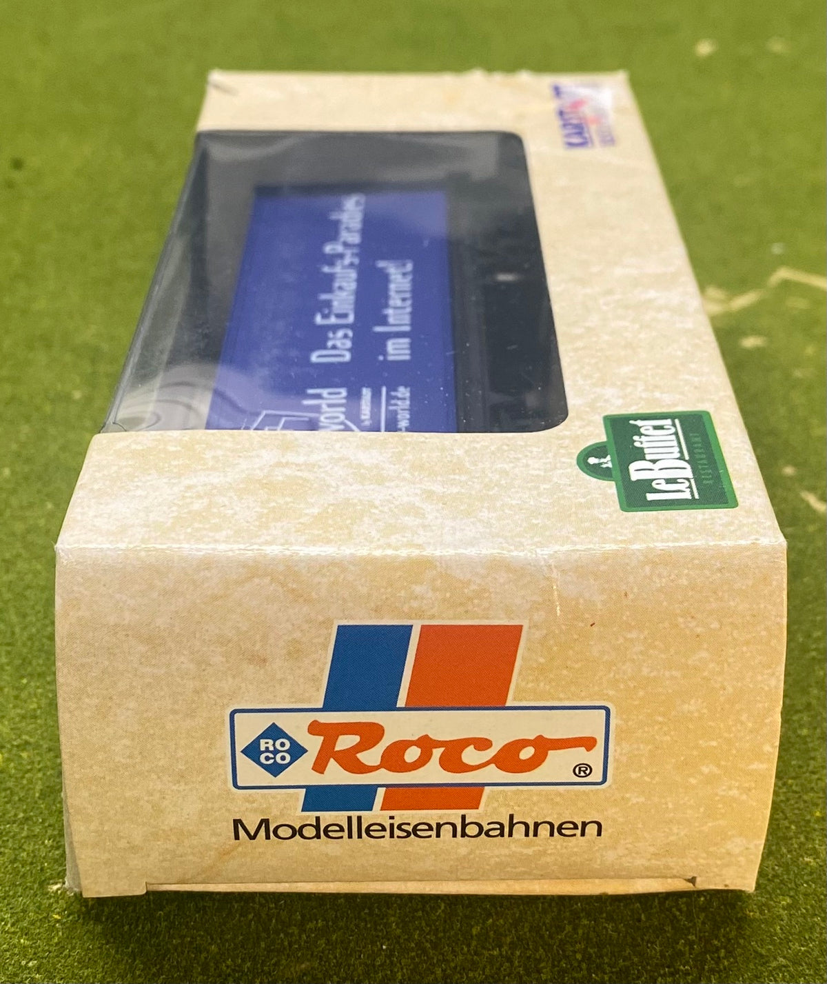 ROCO HO Scale "My-World" Box Car "Le Buffet"Series made For Karstadt Restaurants-Cafes