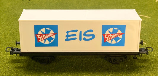 ROCO HO Scale "Scholler" Box Car "Le Buffet"Series made For Karstadt Restaurants-Cafes