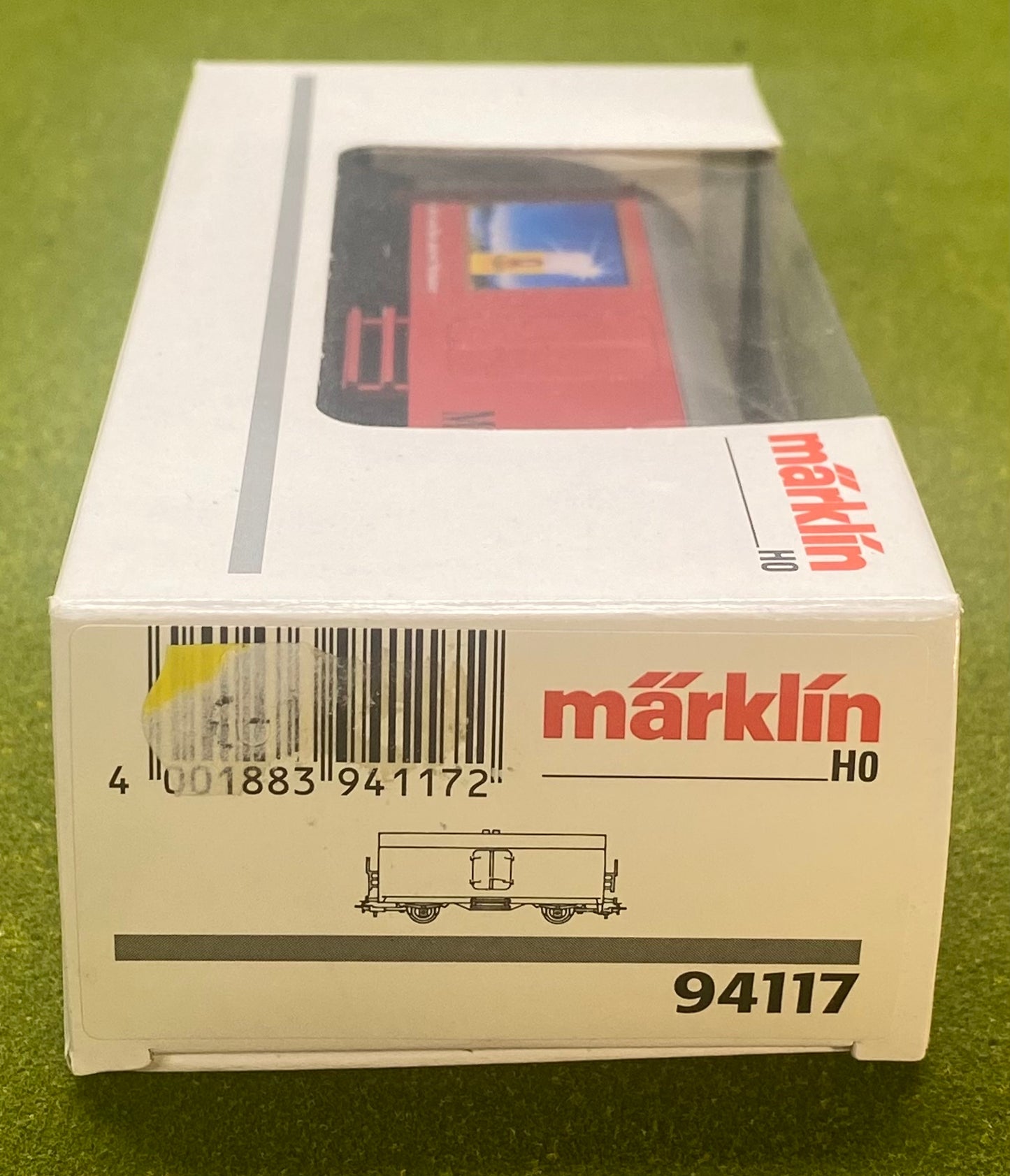 Marklin 94117 HO Scale "Meckatzer Lowenbrau" Reefer Tank Car