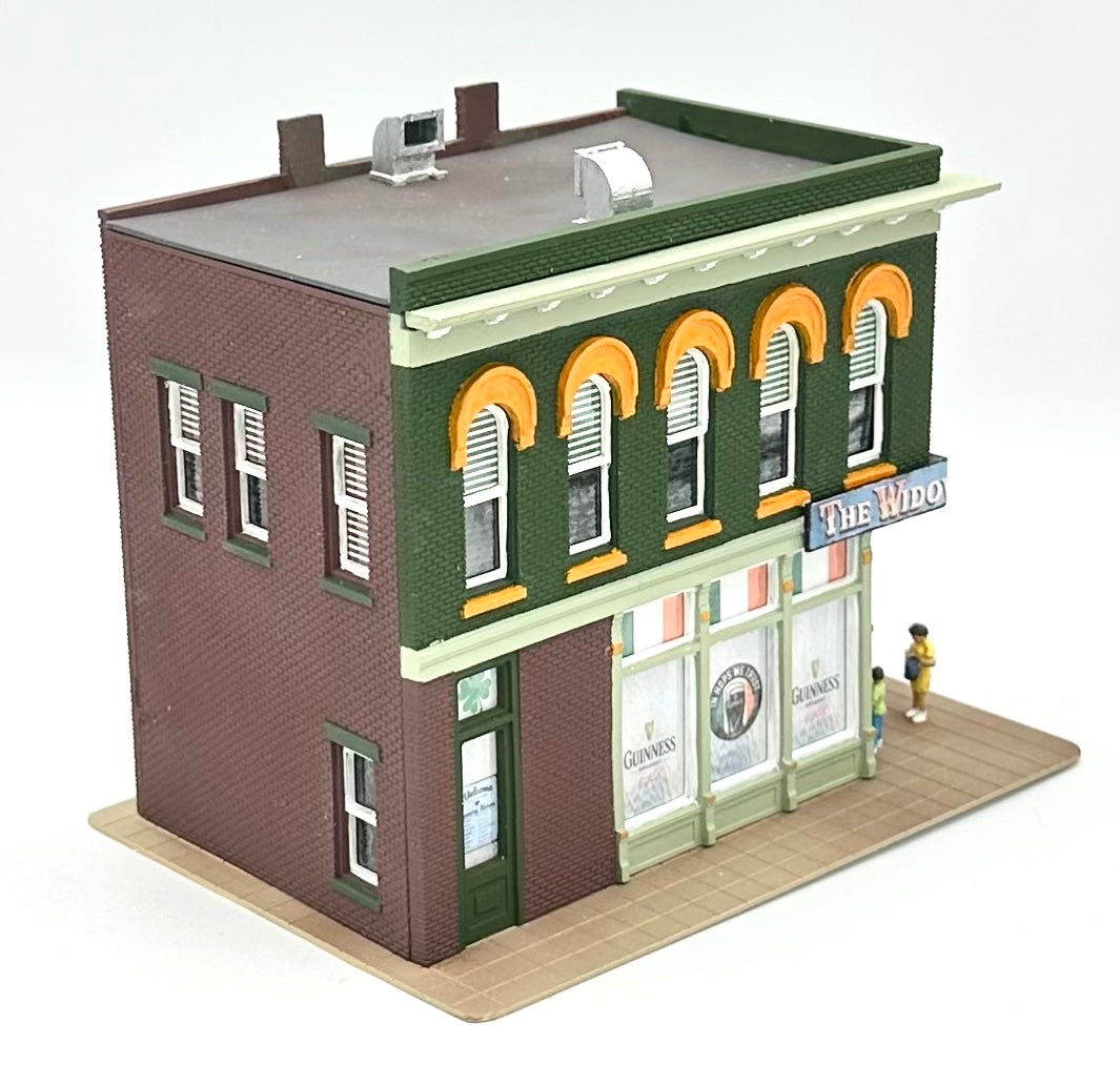DPM HO Scale 2-Story Custom Painted "The Widow Scallons" Irish Pub/Bar Fully Assembled. Lighted