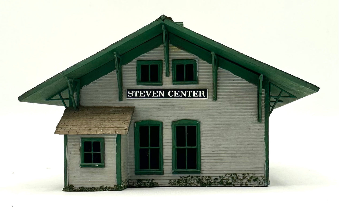HO Scale Wood Custom Built Painted/Weathered Rural Train Station