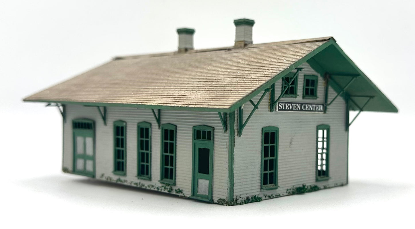 HO Scale Wood Custom Built Painted/Weathered Rural Train Station
