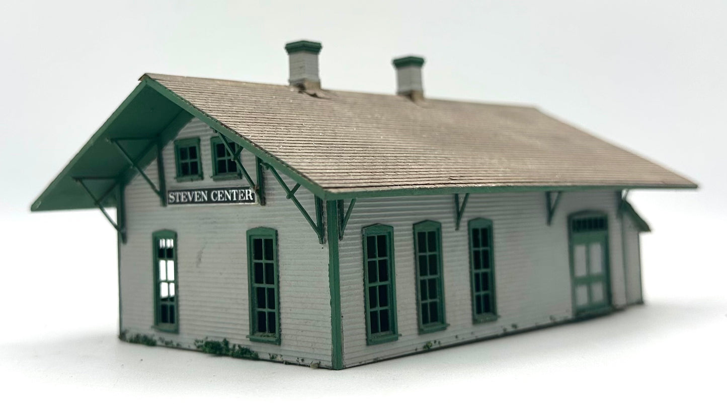 HO Scale Wood Custom Built Painted/Weathered Rural Train Station