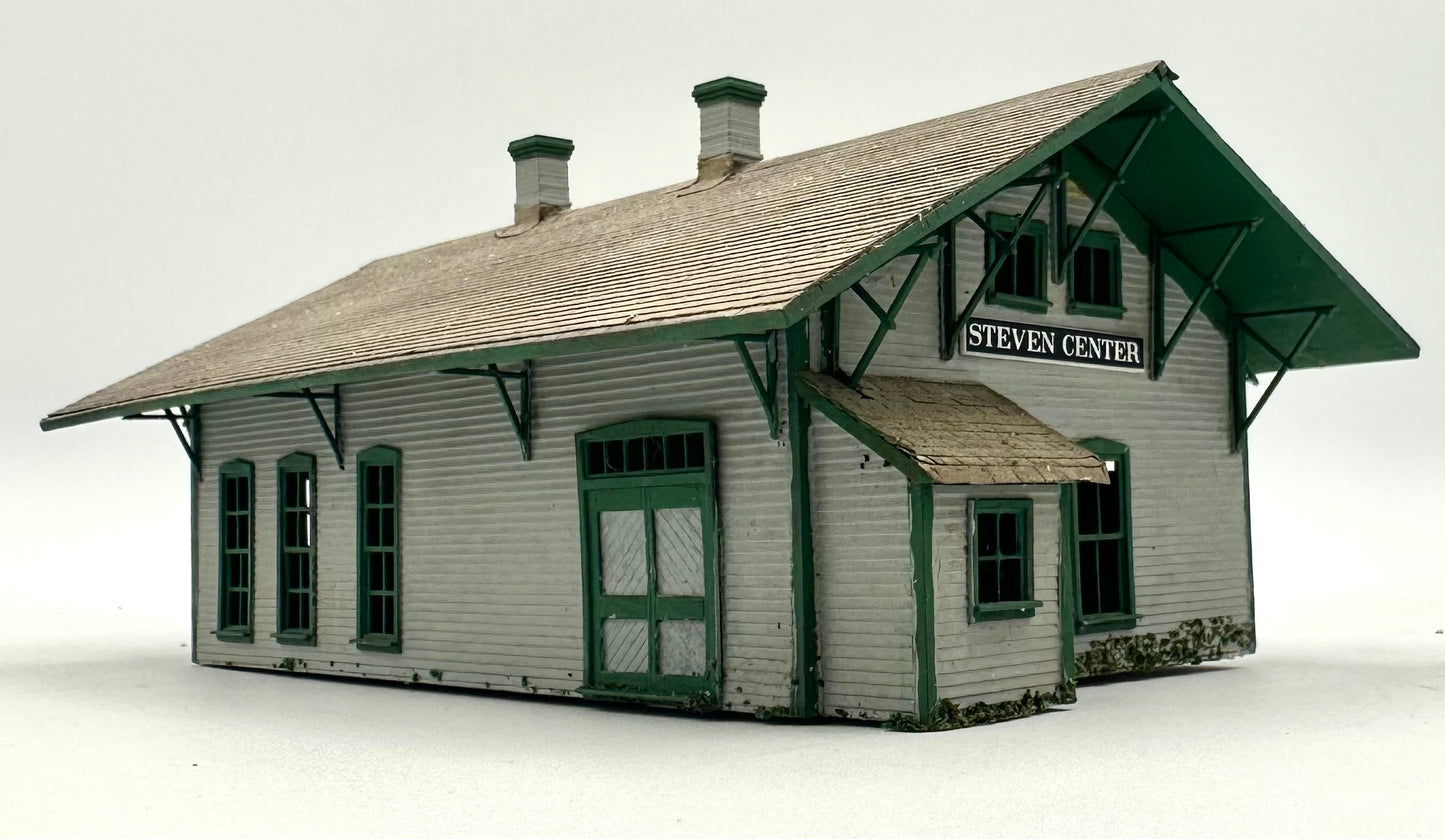 HO Scale Wood Custom Built Painted/Weathered Rural Train Station