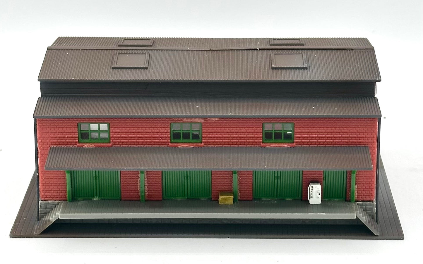 PIKO 60027 N Scale Custom Painted/Weathered Roof Warehouse " Best Way Shipping " Fully Assembled,