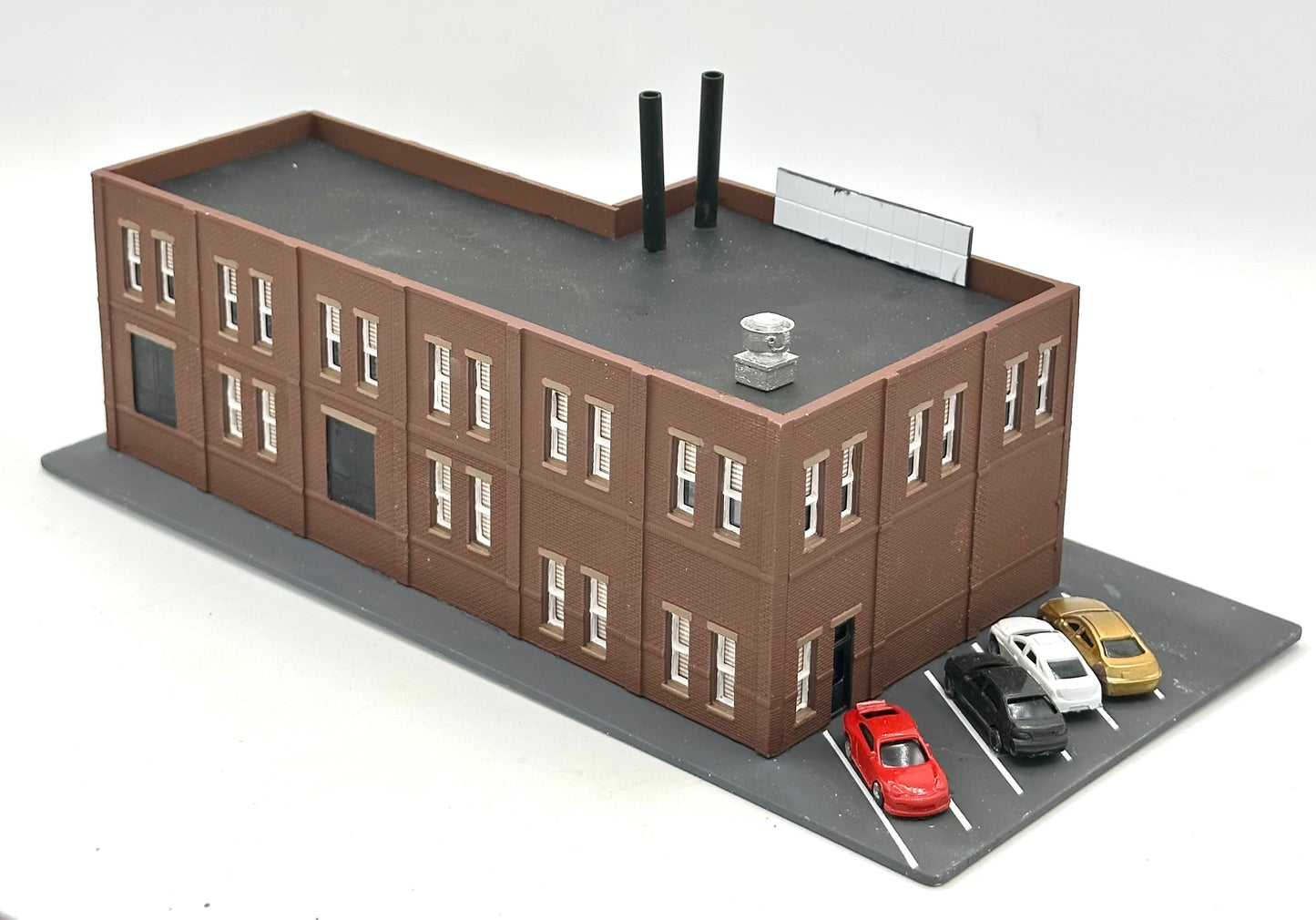 Woodland Scenics HO Scale Custom Built/ Painted "Allied Brewery LLC" Factory New Diorama