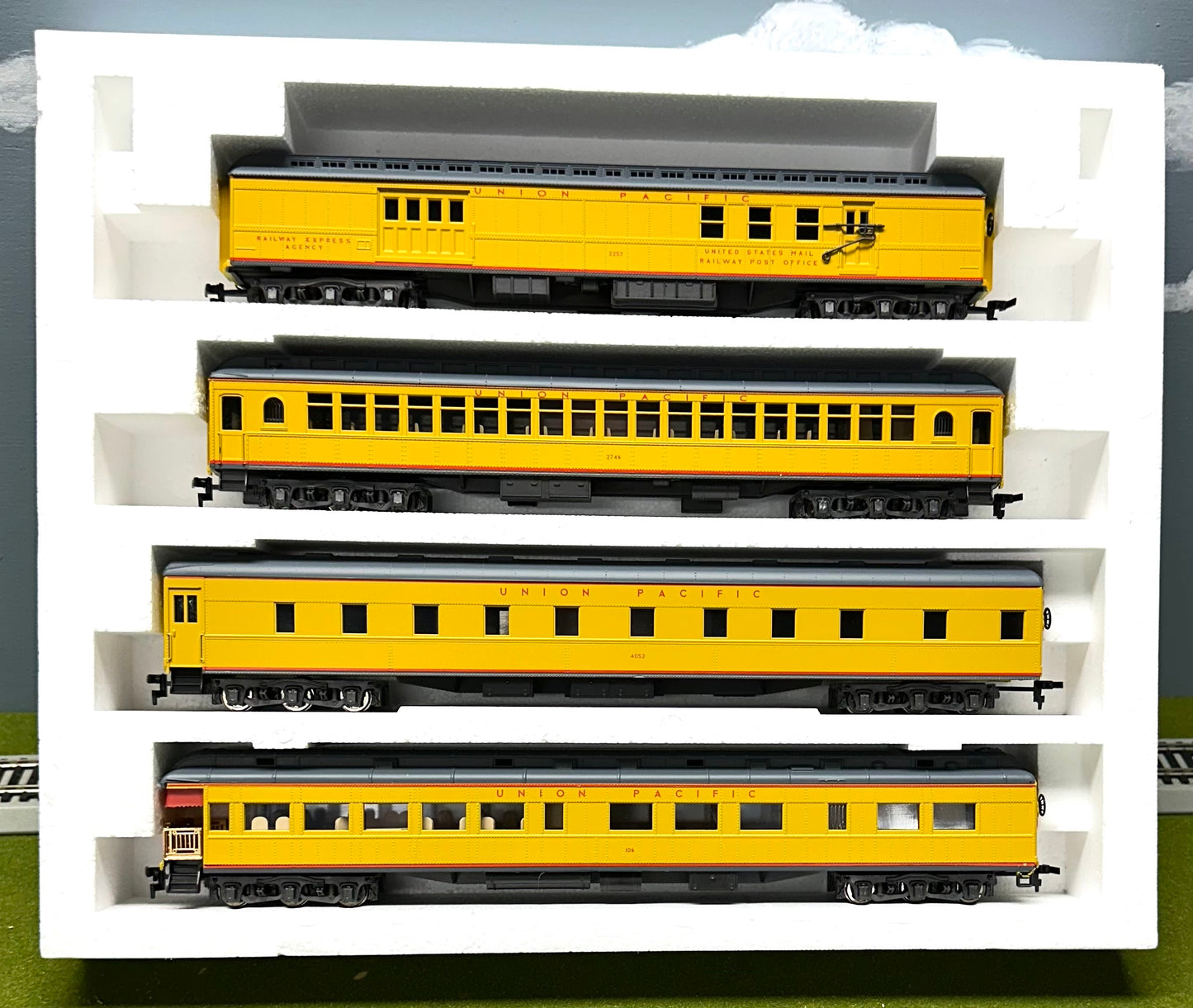 RivaRossi 6891 'B' Set HO 1920's Union Pacific Passenger 4 car pack