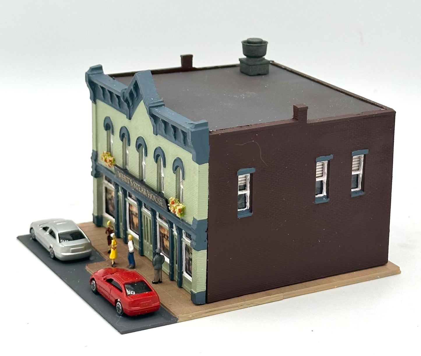 DPM Woodland Scenics N Scale Custom Painted "Whit's Steak House" Lighted Diorama.
