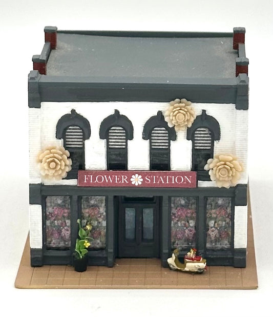 Woodland Scenics/DPM N Scale Custom Painted "Flower Station" Lighted