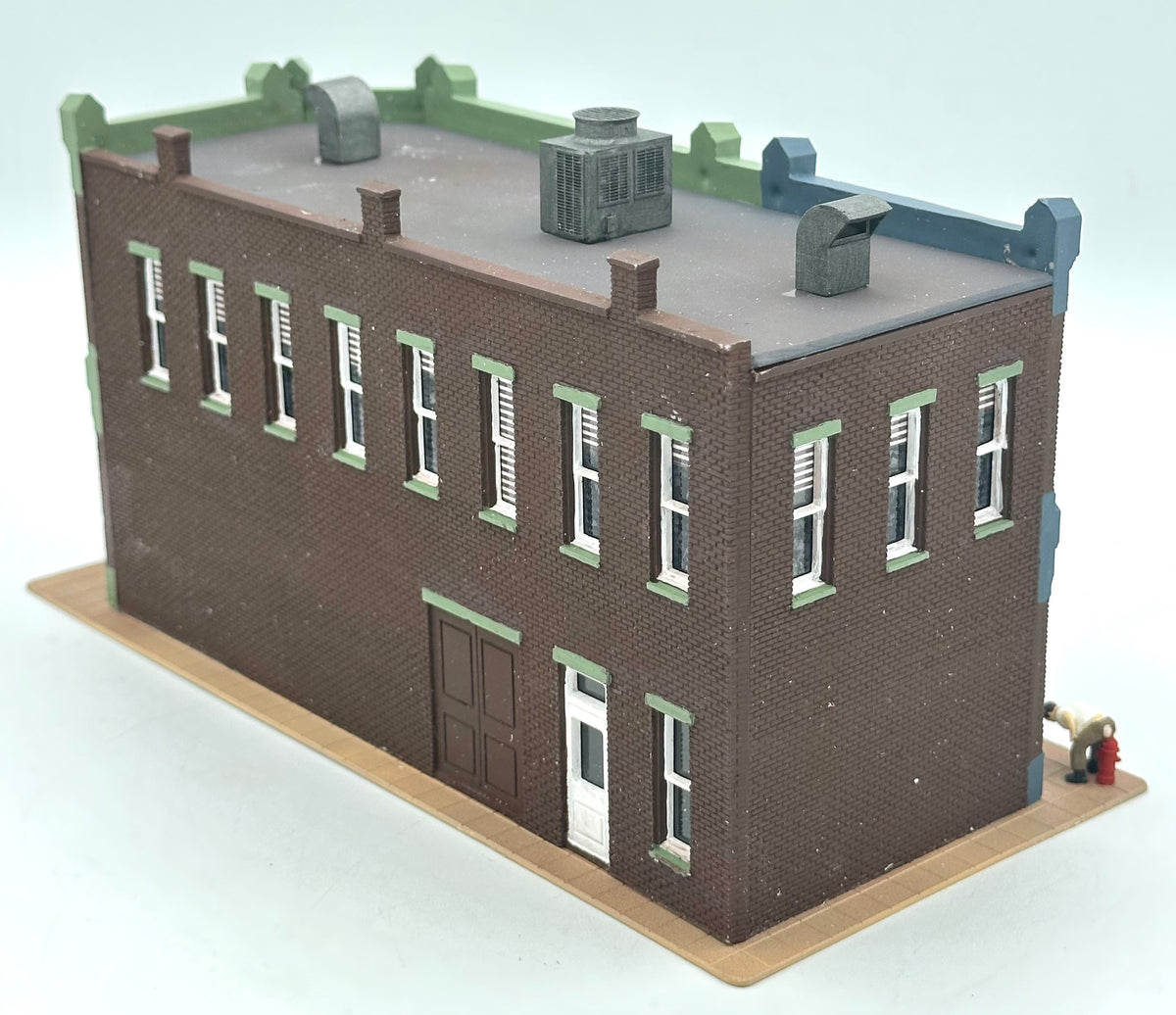 DPM 12100 HO Scale Fully Assembled Seymour Block"Pawn Shop/ Mainline Grocery" Lighted