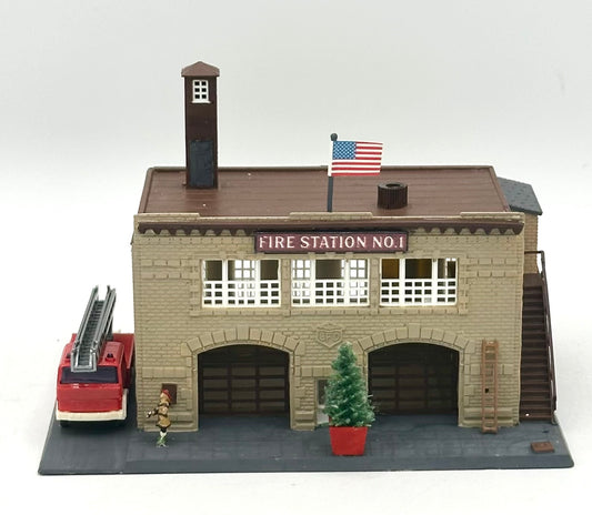LifeLike  N Scale Engine House "Fire Station No 1", Fully Assembled