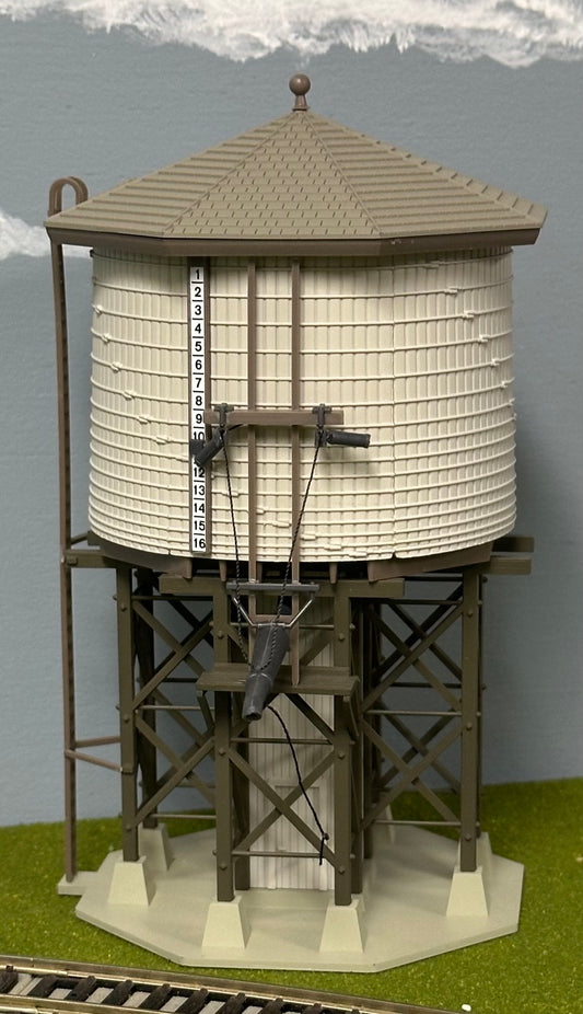 Walthers 3531 HO Scale Custom Painted Wood Water Tower