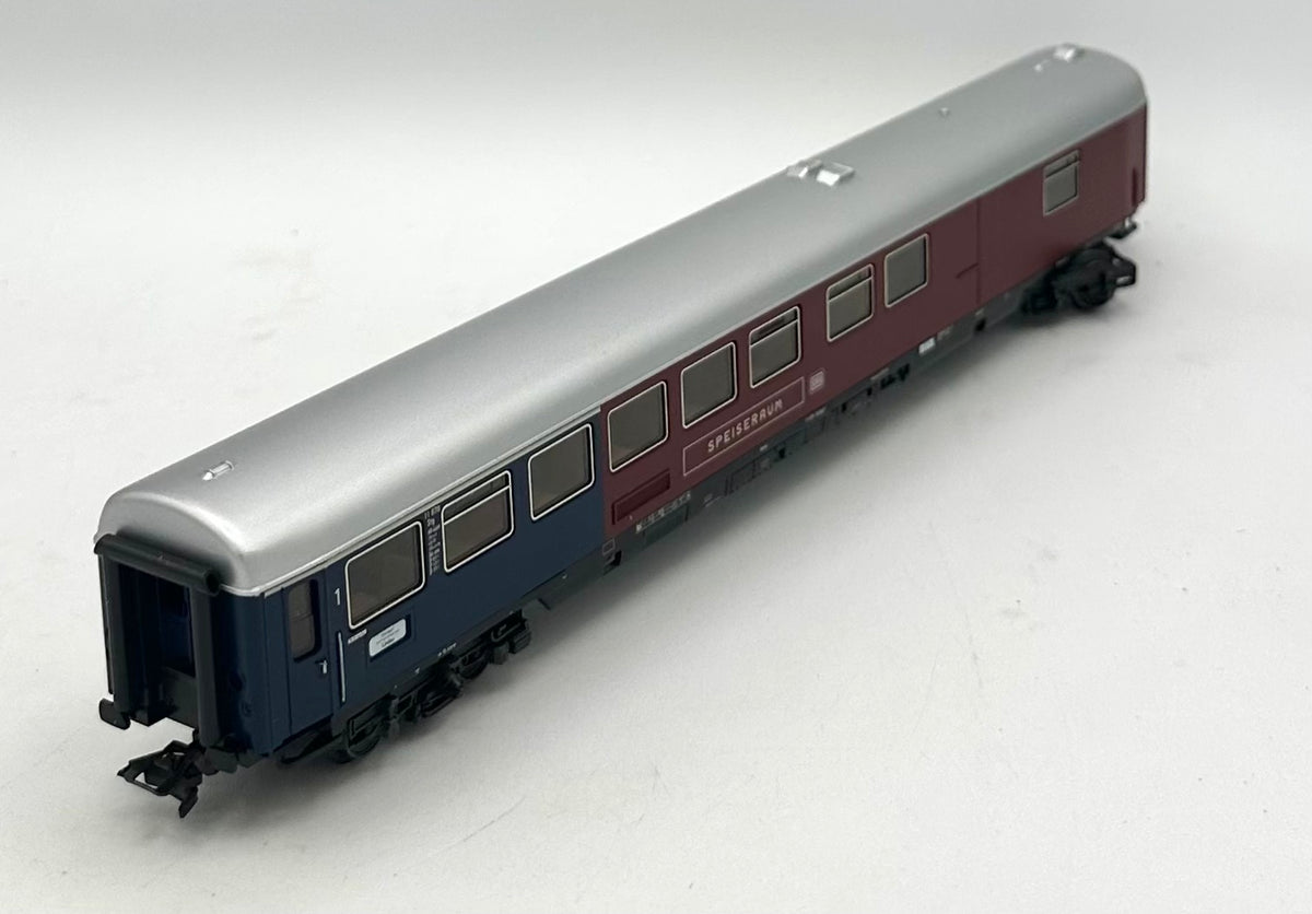 Marklin 4078 HO Scale DB 1st Class Half Dining Car/Coach + Interior