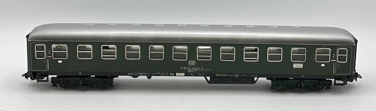 Marklin 4022 HO Scale DB 2nd Class Express Train Passenger Car/Coach