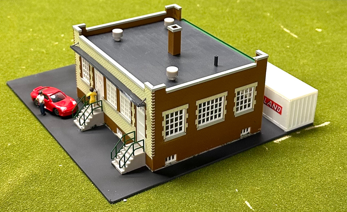 Walthers Cornerstone 933-4020 HO Scale Industry Office Diorama Fully Assembled
