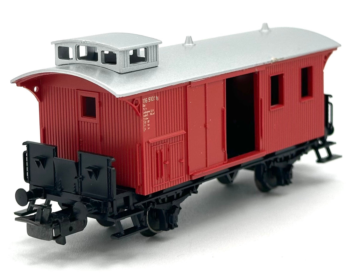 Marklin 116 910 HO Scale Fire Brigade Equipment/Crew Car