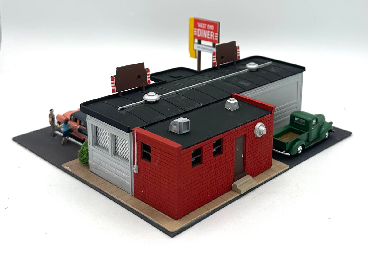 City Classics HO Custom Built/Painted " West End Diner" Fully Assembled Lighted Diorama