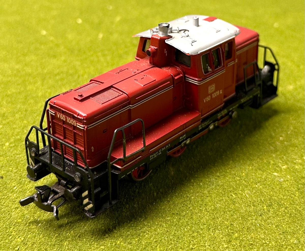 Marklin 3065 HO Rare Analog 3-Rail AC Diesel Locomotive. DB V60 1009